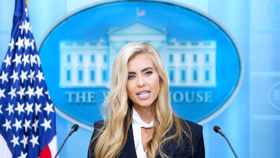 Bei ihrem ersten Auftritt als Trumps Sprecherin wirkte Zacharia stellenweise nervös. (Archivfoto) Foto: Julia Demaree Nikhinson/AP/dpa