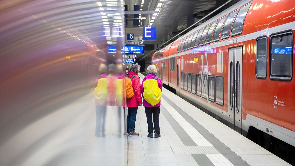 Die Fahrt in der Regionalbahn könnte teurer werden. Foto: Christoph Soeder