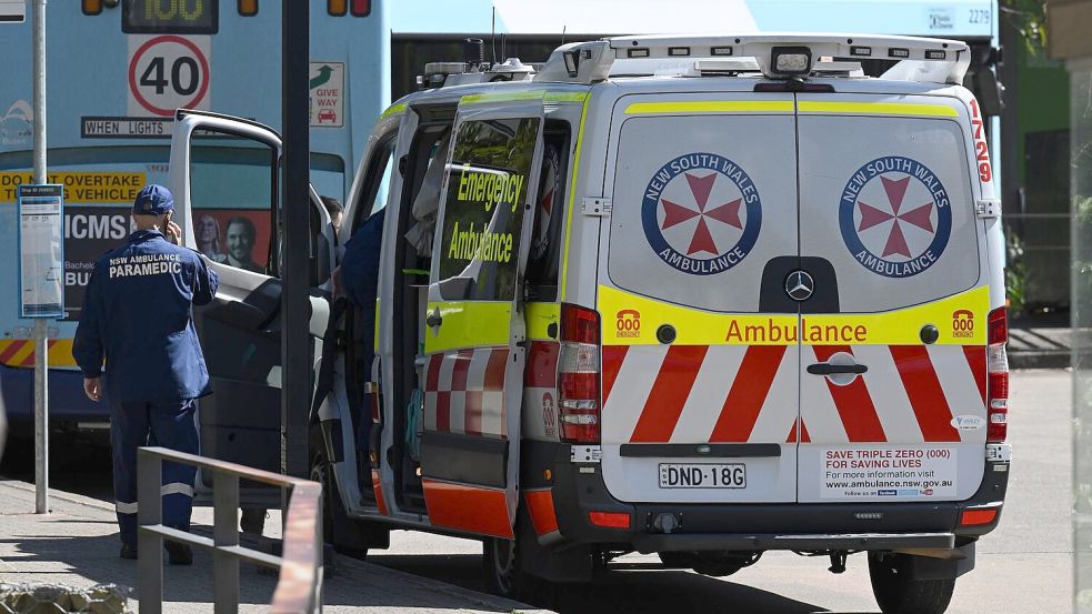 Die Abgeordnete Helen Haines wurde mit schweren Verletzungen ins Krankenhaus gebracht. (Symbolbild) Foto: Dean Lewins/AAP/dpa
