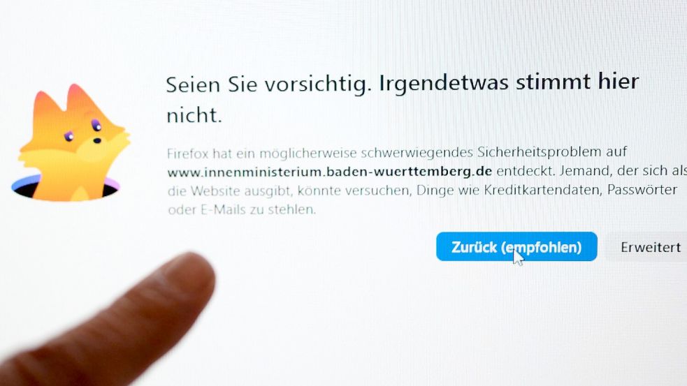 Zwei extrem kritische Schwachstellen entdeckt ermöglichen Kriminellen, aus der Ferne eigenen Schadcode auf Servern auszuführen. Foto: Bernd Weißbrod/dpa