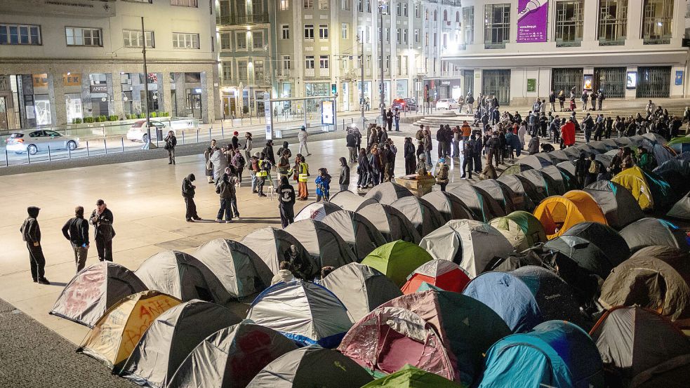 Inzwischen haben die Proteste nach Frankreich und Spanien auch Portugal erreicht. Foto: IMAGO/Diogo Baptista / SOPA Images