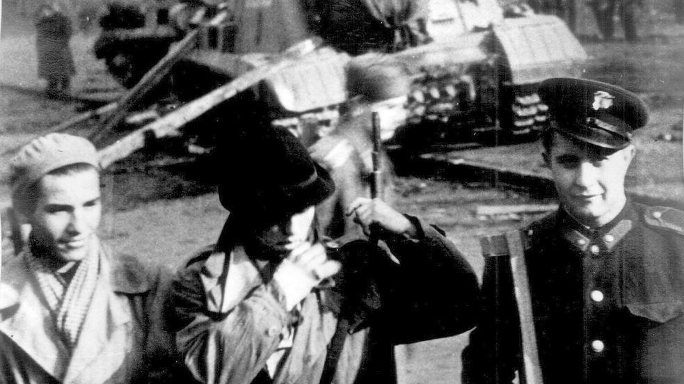 Am Ende waren die ungarischen Freiheitskämpfer der militärischen Übermacht der Sowjetunion unterlegen. (Archivbild) Foto: dpa