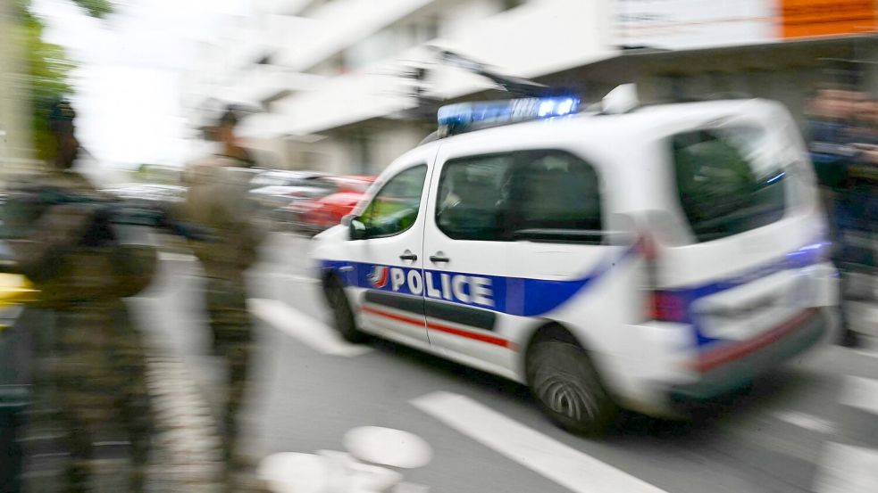 Im Großraum Paris gab es am Vormittag Schüsse. (Symbolbild) Foto: Loic Venance/AFP/dpa