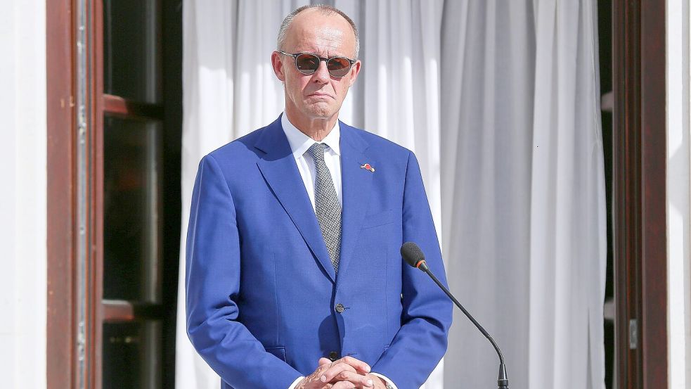 Sveti Stefan, Montenegro, 22.10.2026: Auslandsreise des Kanzlers zum Berlin Prozess -Gipfel: Pressekonferenz mit Bundeskanzler Friedrich Merz CDU *** Sveti Stefan, Montenegro, October 22, 2026: The Chancellor s Trip Abroad for the Berlin Process Summit Press Conference with Federal Chancellor Friedrich Merz CDU Copyright: xdtsxNachrichtenagenturx dts_140303 Foto: IMAGO/dts Nachrichtenagentur