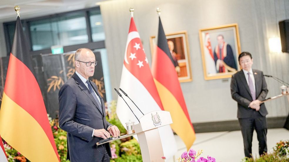 Deutschland und Singapur rücken enger zusammen. Foto: Kay Nietfeld/dpa