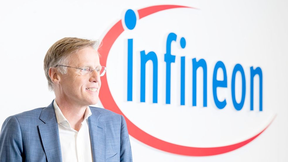 Infineon-Chef Jochen Hanebeck verkündet das nächste große Investitionsprojekt. (Archivbild) Foto: Peter Kneffel/dpa