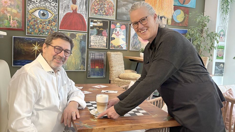 Silvia und Alessandro Cipolla erfüllen sich mit dem Art-Café einen großen Traum. Foto: Mieke Matthes