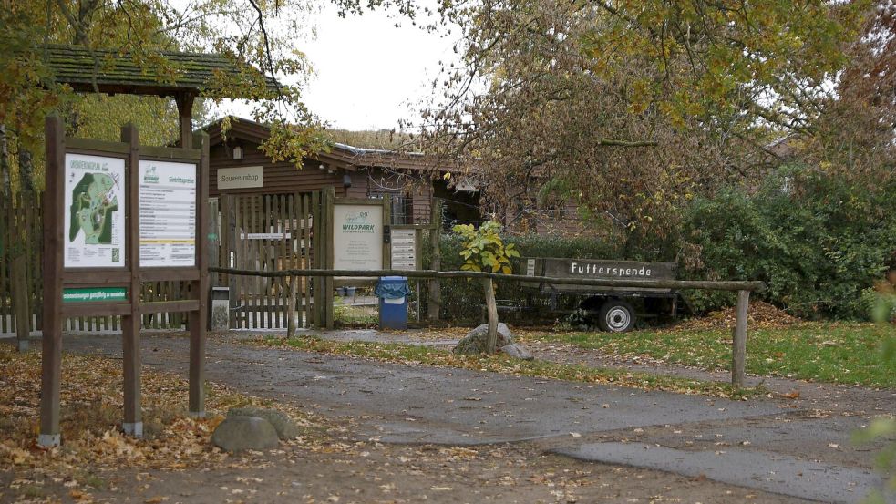 Der Wildpark bleibt nach dem Wolfsangriff auf ein achtjähriges Mädchen vorerst geschlossen.  Foto: Carsten Koall/dpa