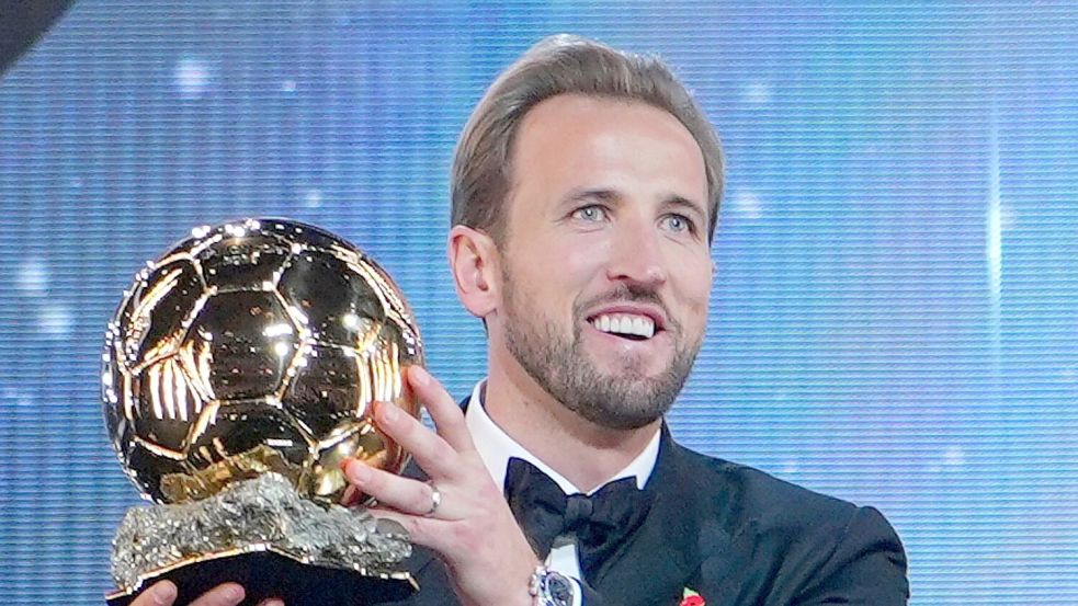 Im Fokus: Harry Kane wird den Ballon d’Or mit ins Stadion bringen. Foto: Kin Cheung/AP/dpa