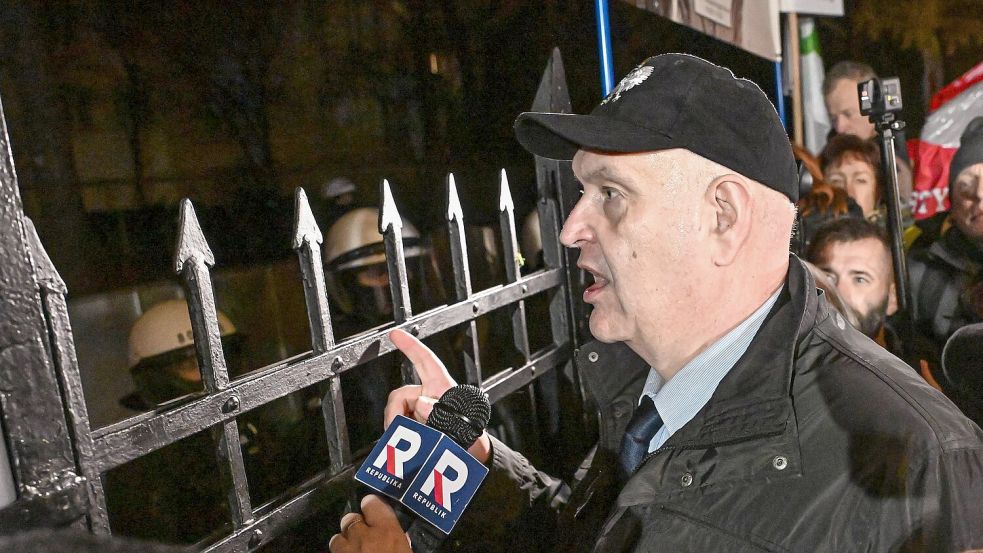 Gerichtspräsident Bogdan Swieczkowski will seine Entmachtung nicht akzeptieren. Foto: Radek Pietruszka/PAP/dpa