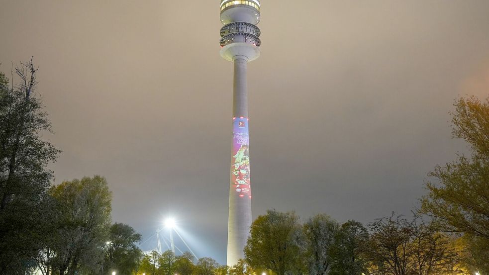 Harry-Kane-Projektion auf dem Olympiaturm. Foto: ---/Bundesliga/dpa