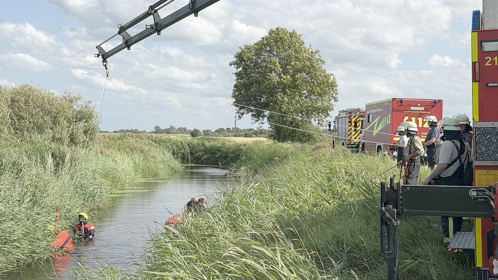 Search for a missing person: Finding a walker triggers a major operation ...